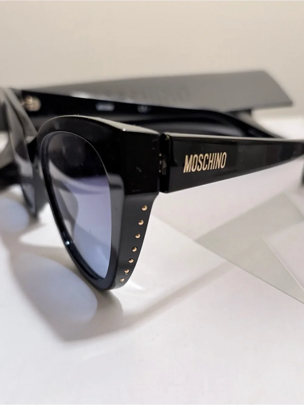 NWT Moschino 54mm Cat Eye Sunglasses w/ Black Frames embellished w/ Golden Studs